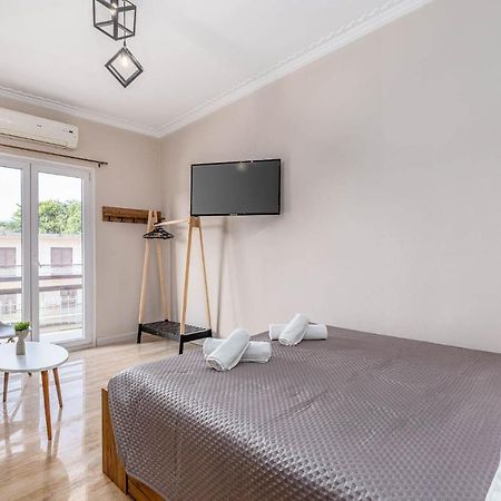 Mantouki Luna Solari Apartment מראה חיצוני תמונה