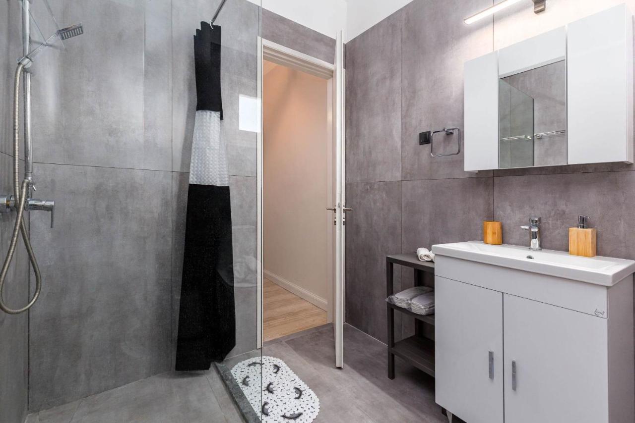 Mantouki Luna Solari Apartment מראה חיצוני תמונה